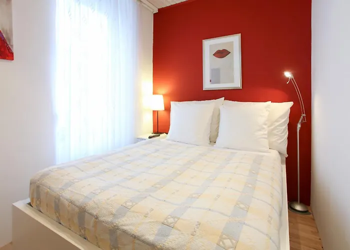 Lovely Apartment I Close To Main Station I 10 Minutes To Belvedere
